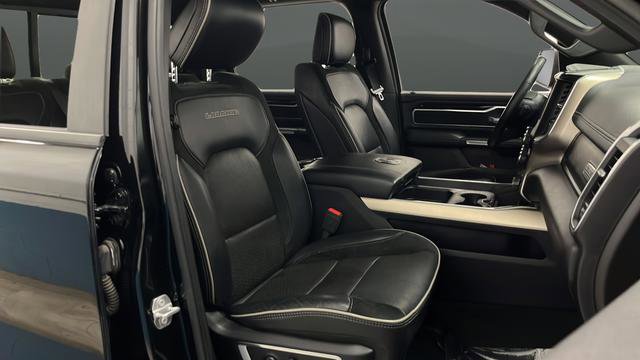 Used 2019 RAM 1500 Laramie w/ Sport Appearance Package AWD/4WD image 24