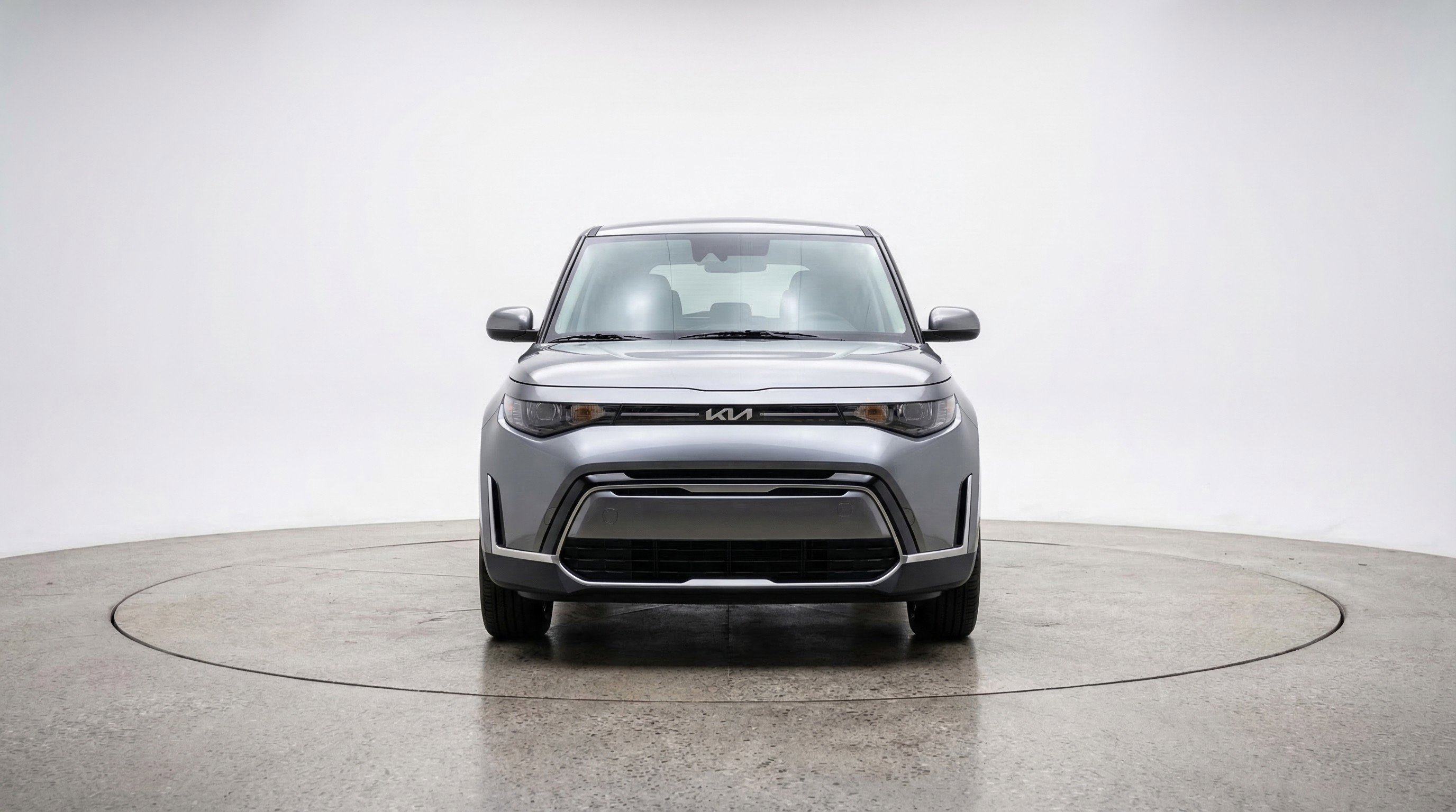 Used 2025 Kia Soul LX w/ LX Technology Package FWD image 2