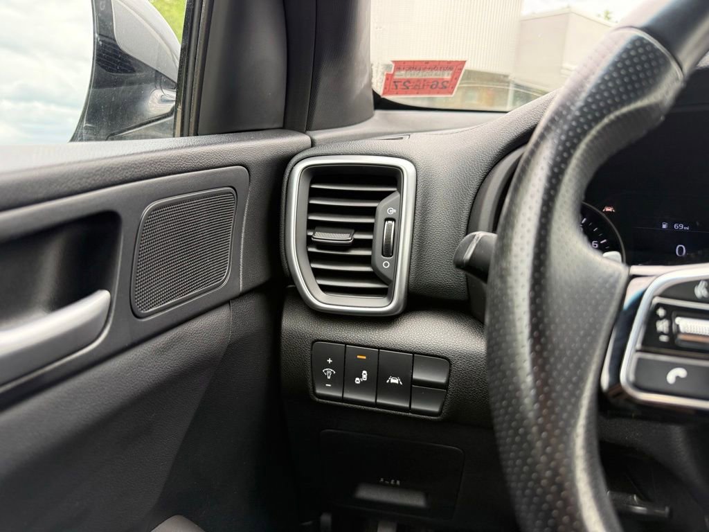 Used 2020 Kia Sportage S AWD/4WD image 42