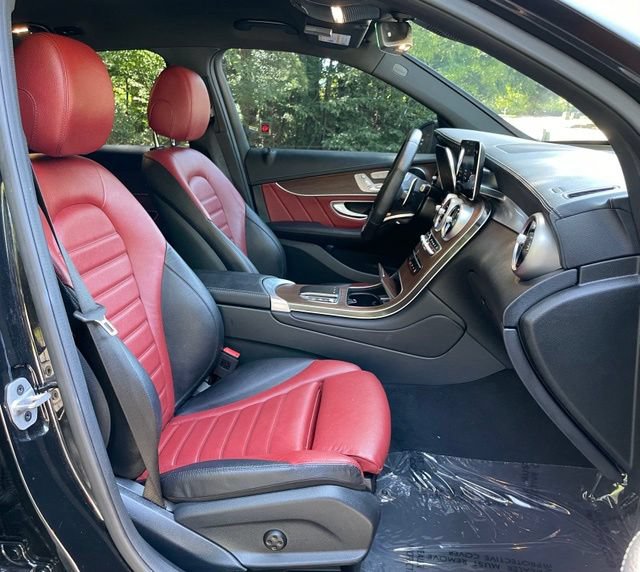 Used 2022 Mercedes-Benz GLC 43 AMG 4MATIC image 20