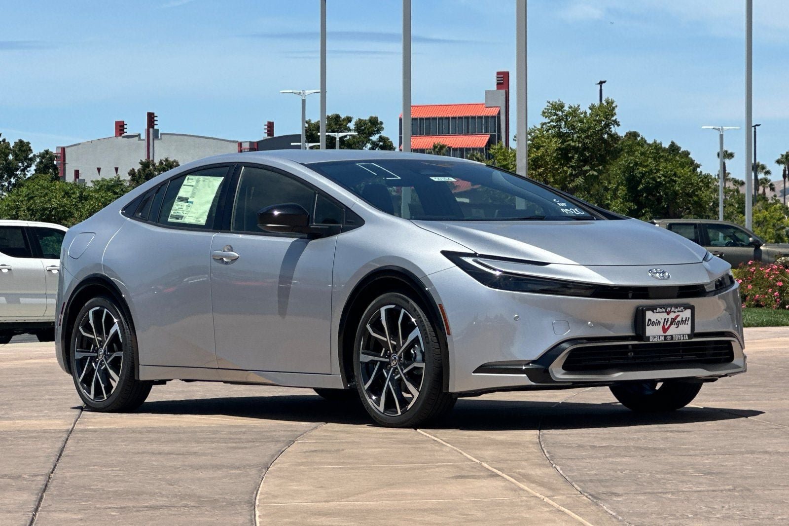 New 2026 Toyota Prius Plug-In Hybrid FWD image 2