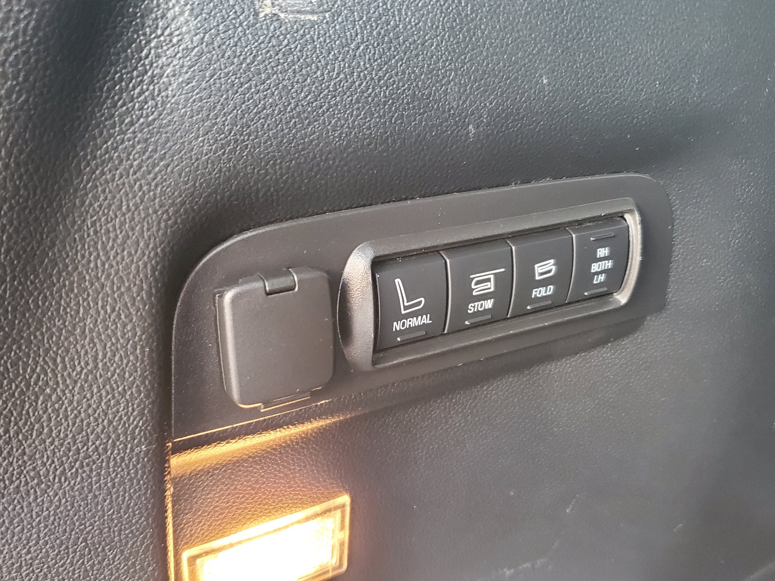 Used 2016 Ford Explorer Sport w/ Equipment Group 401A AWD/4WD image 27