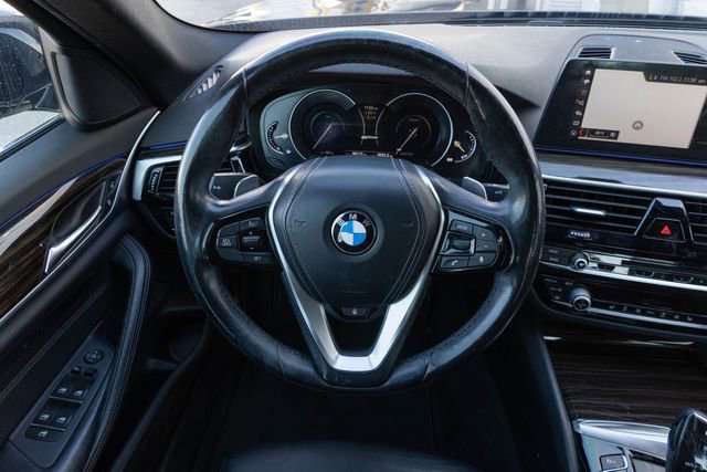 Used 2018 BMW 530e xDrive AWD/4WD image 20