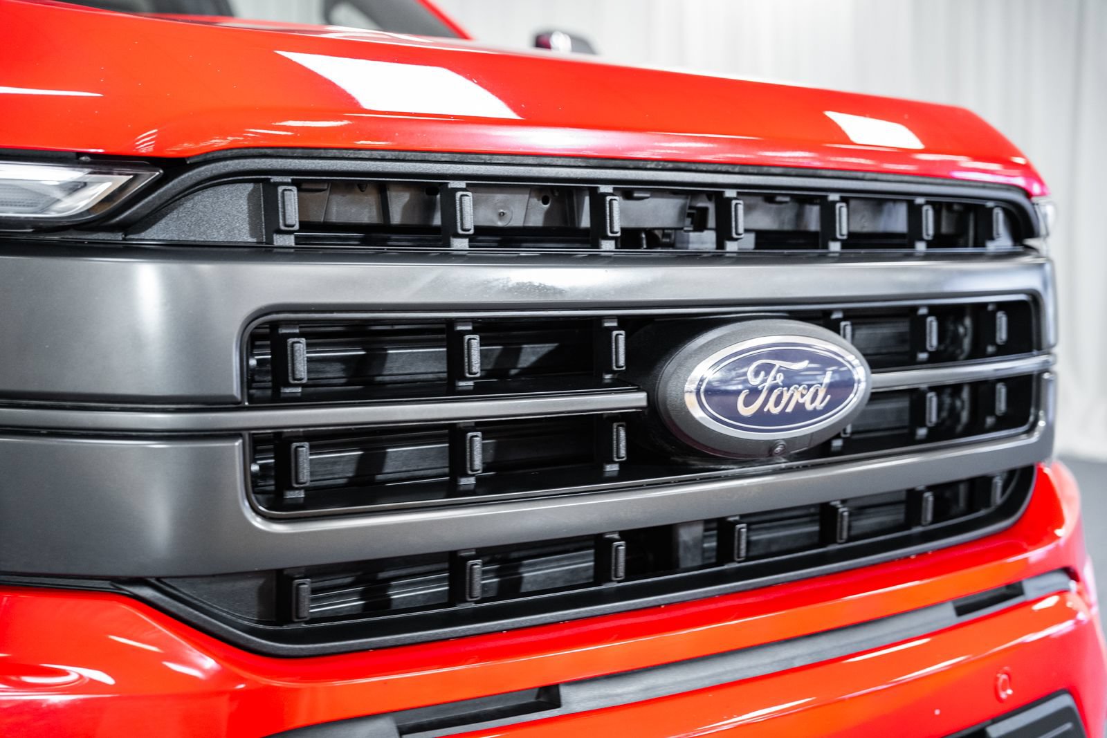 Used 2022 Ford F150 Lariat w/ Equipment Group 502A High AWD/4WD image 10