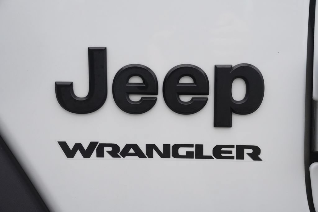 Certified 2022 Jeep Wrangler Sport AWD/4WD image 14