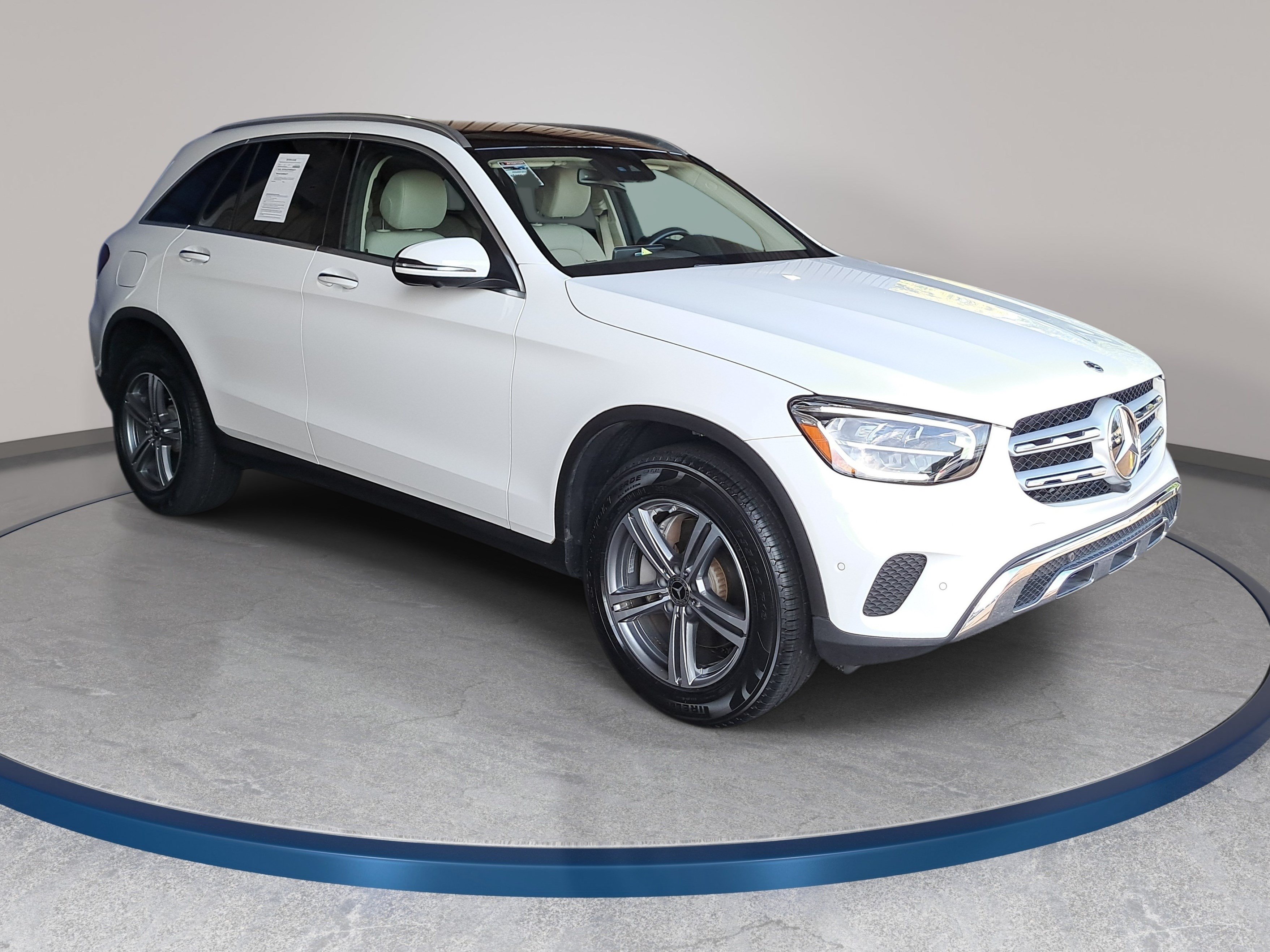 Certified 2022 Mercedes-Benz GLC 300 image 4