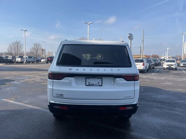 Used 2023 Jeep Wagoneer Series III w/ Preferred Equipment Group image 7