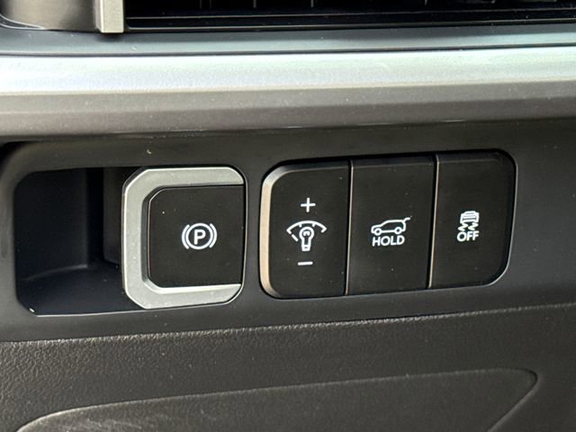 Used 2026 Hyundai Santa Fe SE FWD image 23
