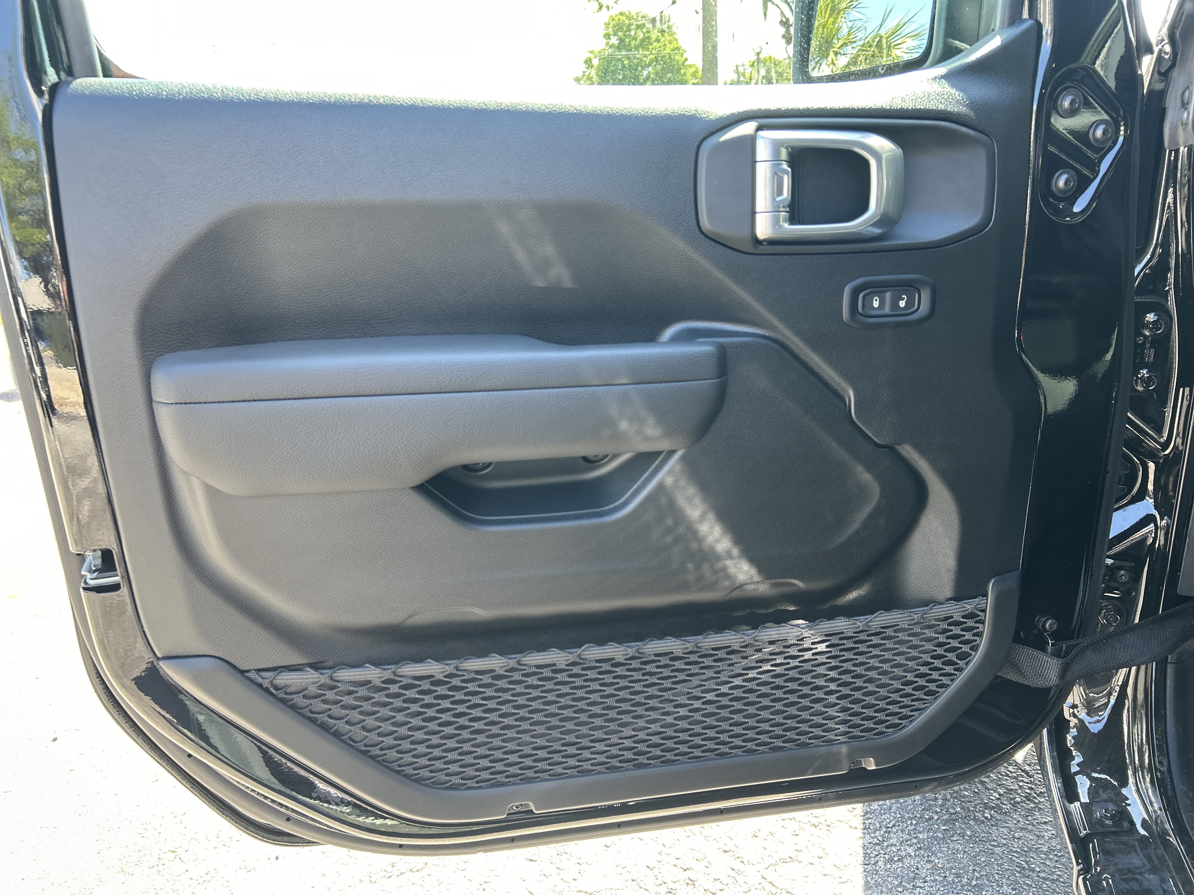 New 2026 Jeep Wrangler Sport AWD/4WD image 33