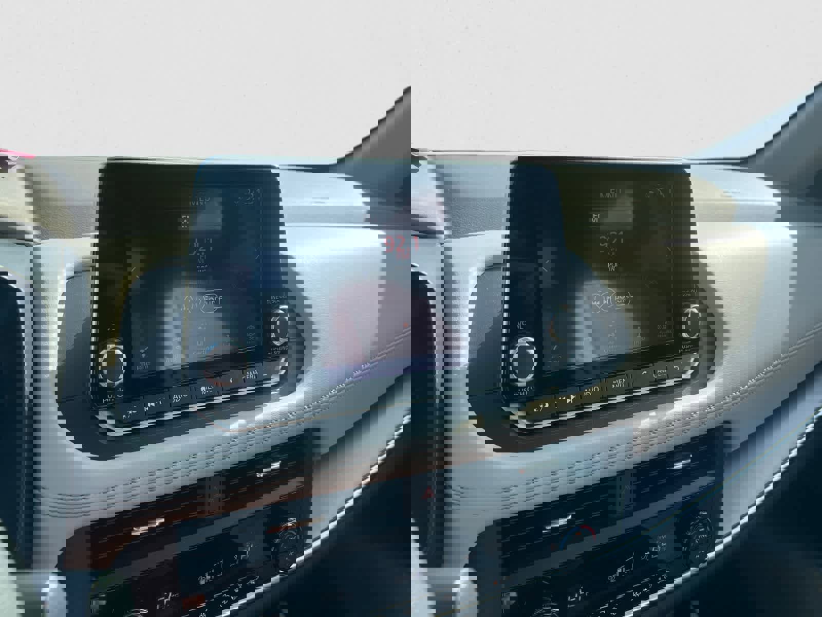 Certified 2023 Nissan Rogue SV image 21