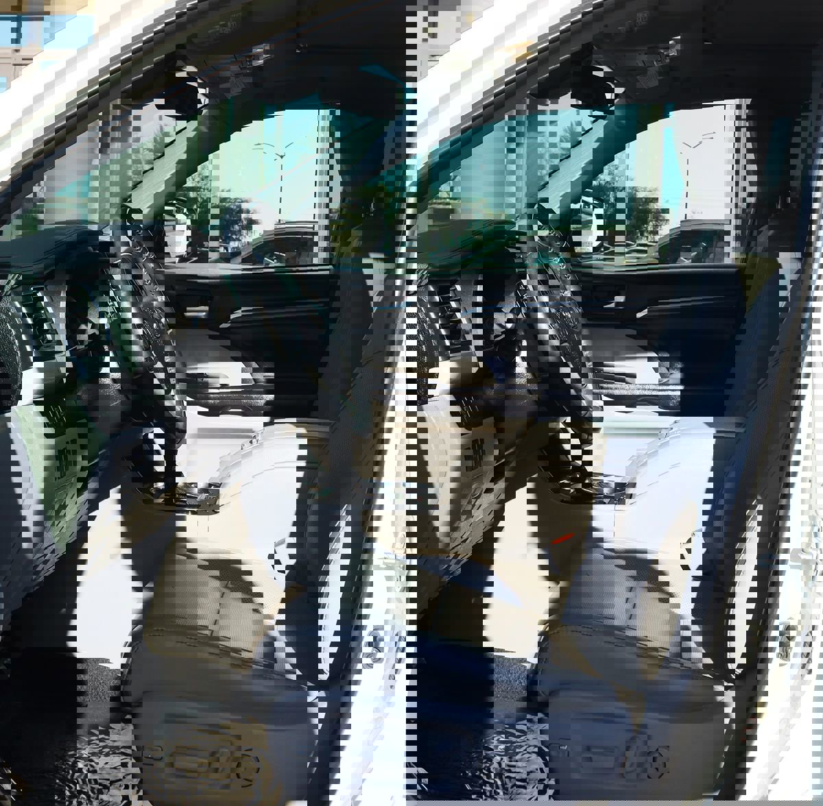 Used 2019 Toyota Highlander Limited image 42