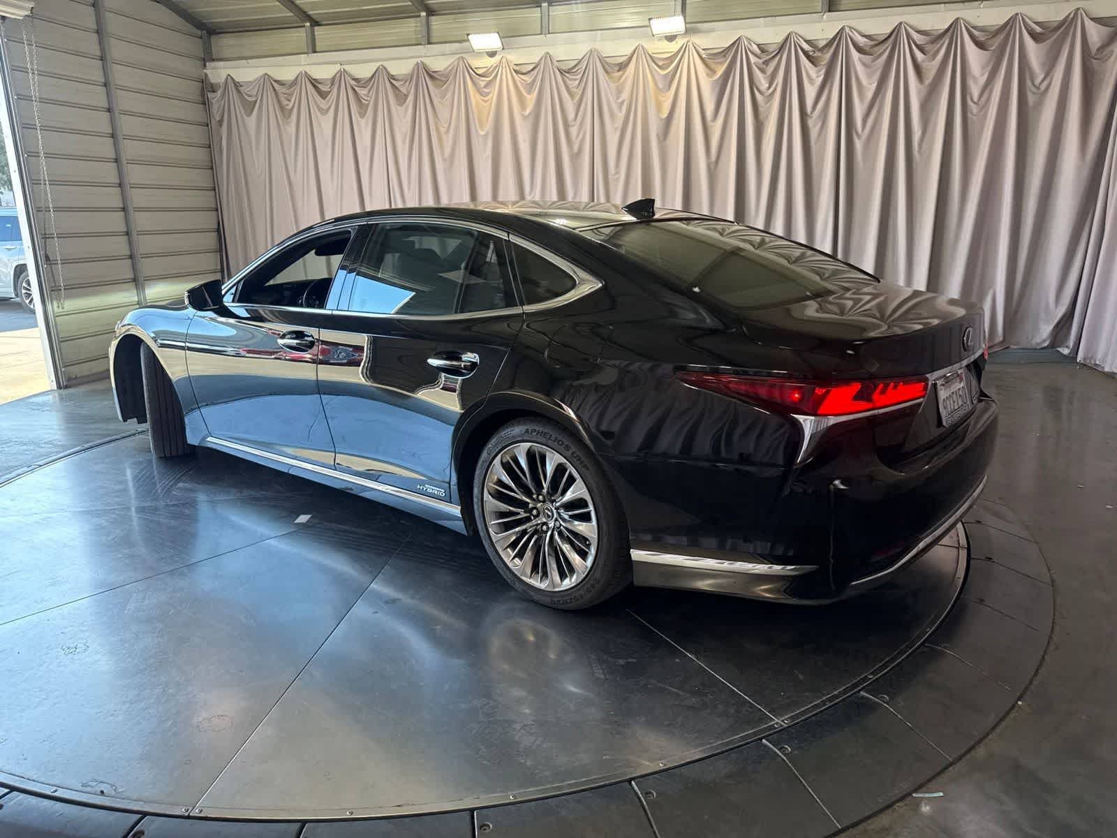 Used 2020 Lexus LS 500h w/ Luxury Package RWD image 6