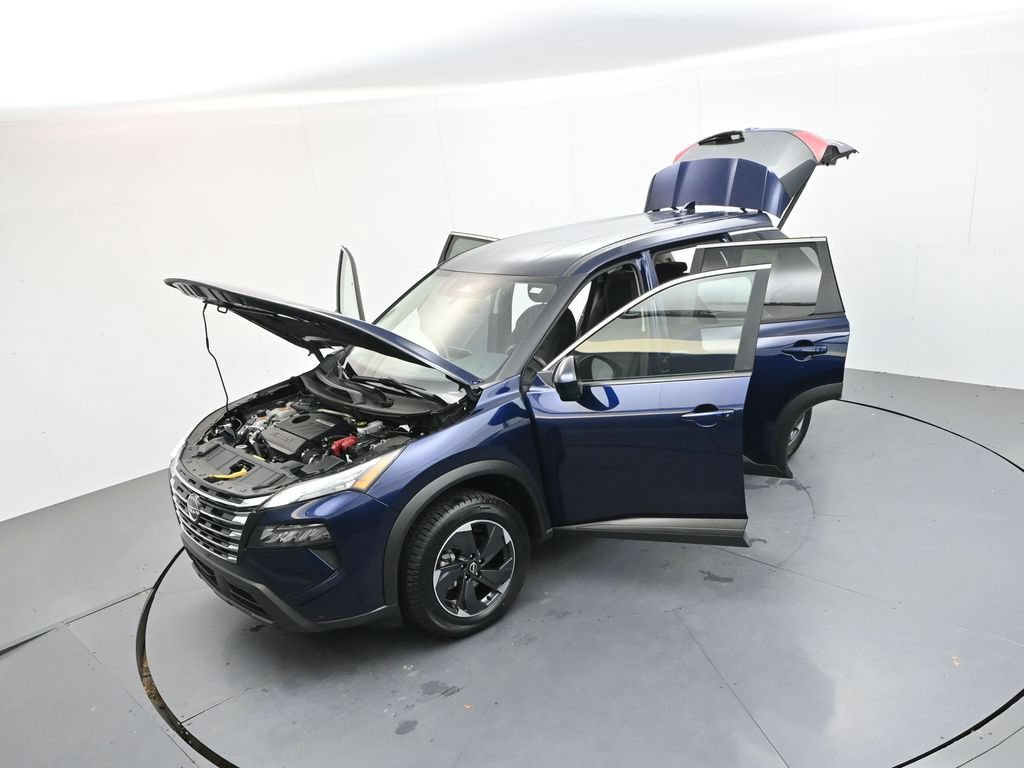 Used 2024 Nissan Rogue SV FWD image 42