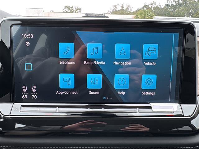 Certified 2025 Volkswagen Atlas SE image 21