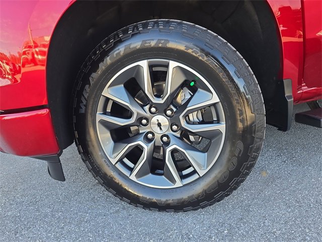 Certified 2024 Chevrolet Silverado 1500 RST w/ Z71 Off-Road Package image 29