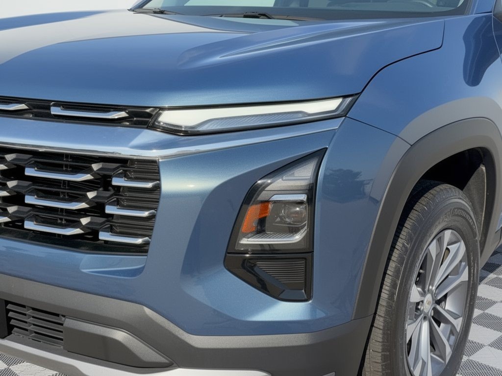 Certified 2026 Chevrolet Equinox LT w/ Convenience Package II FWD image 12