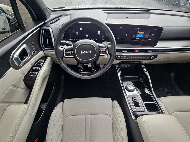 Used 2025 Kia Sorento SX Prestige image 13