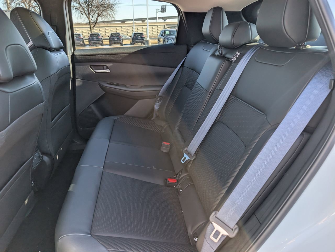 New 2026 Nissan Leaf Platinum+ image 20