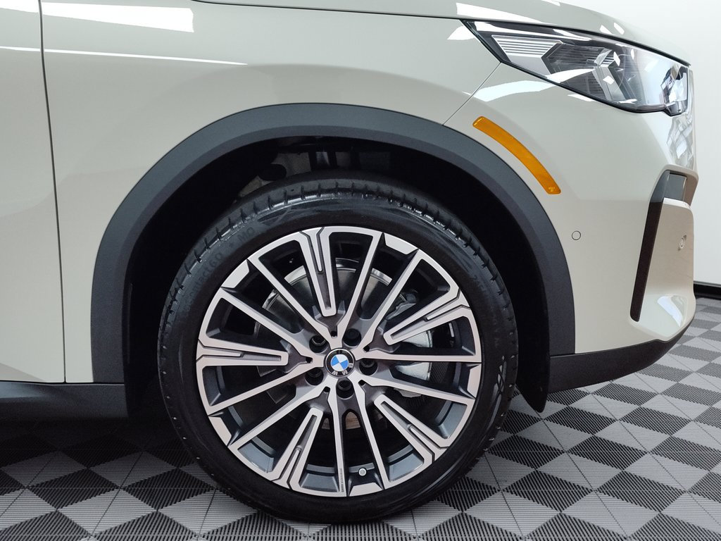 Certified 2026 BMW X2 xDrive28i w/ Technology Package AWD/4WD image 12