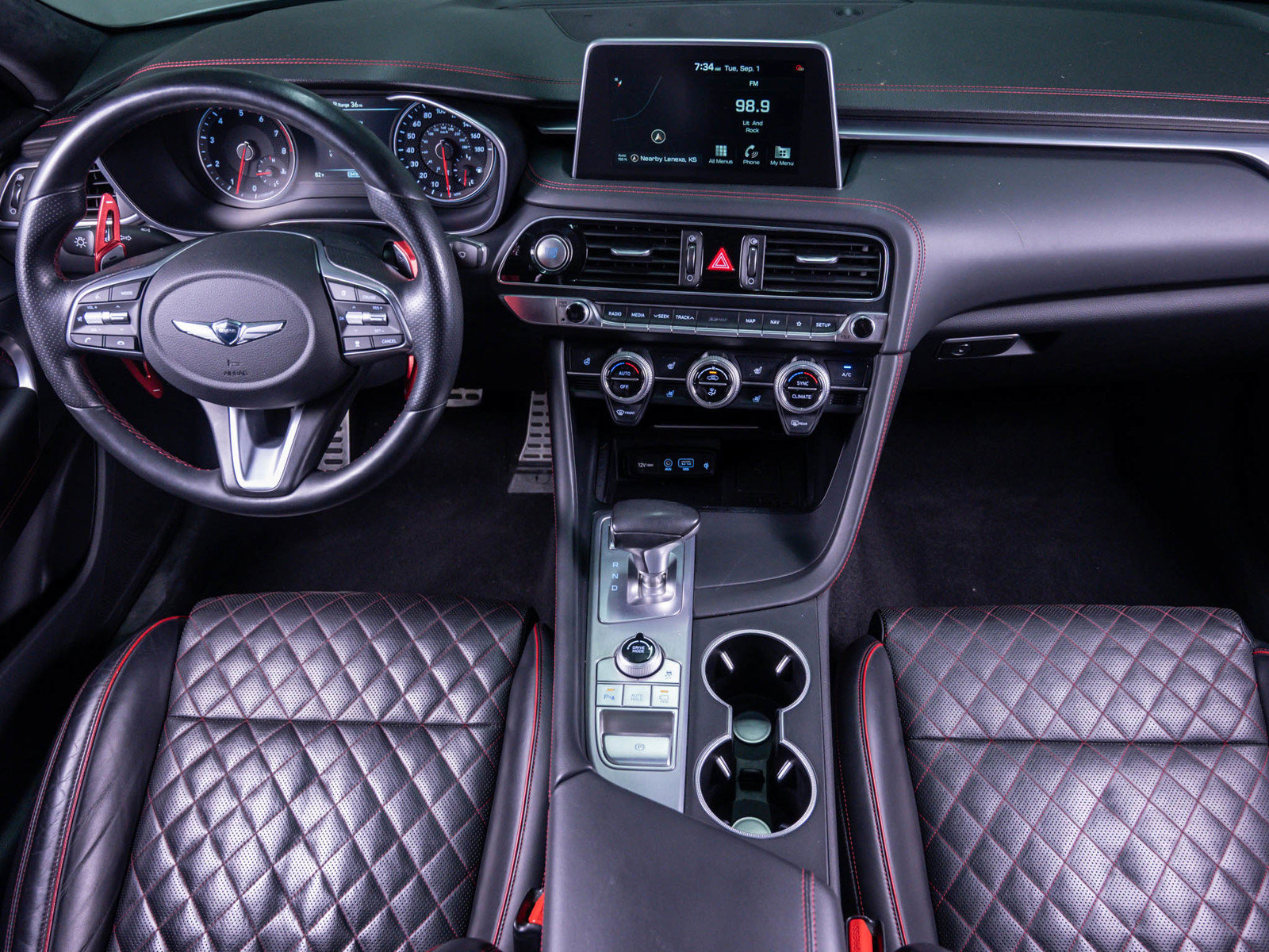 Used 2019 Genesis G70 3.3T Advanced w/ Sport Package AWD/4WD image 15