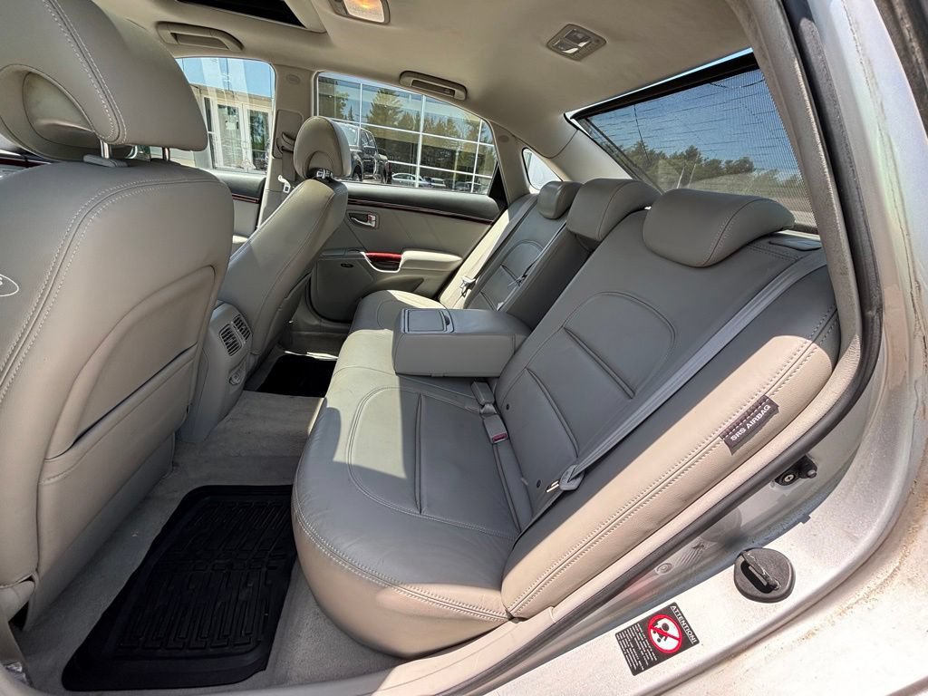 Used 2007 Hyundai Azera Limited FWD image 10