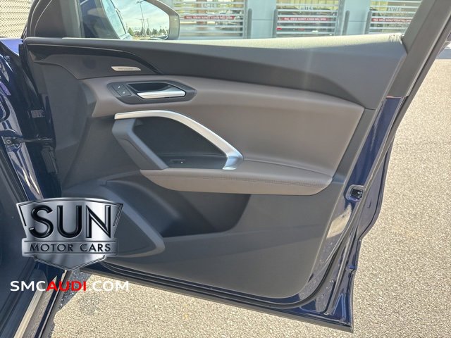 New 2025 Audi Q5 Prestige image 5