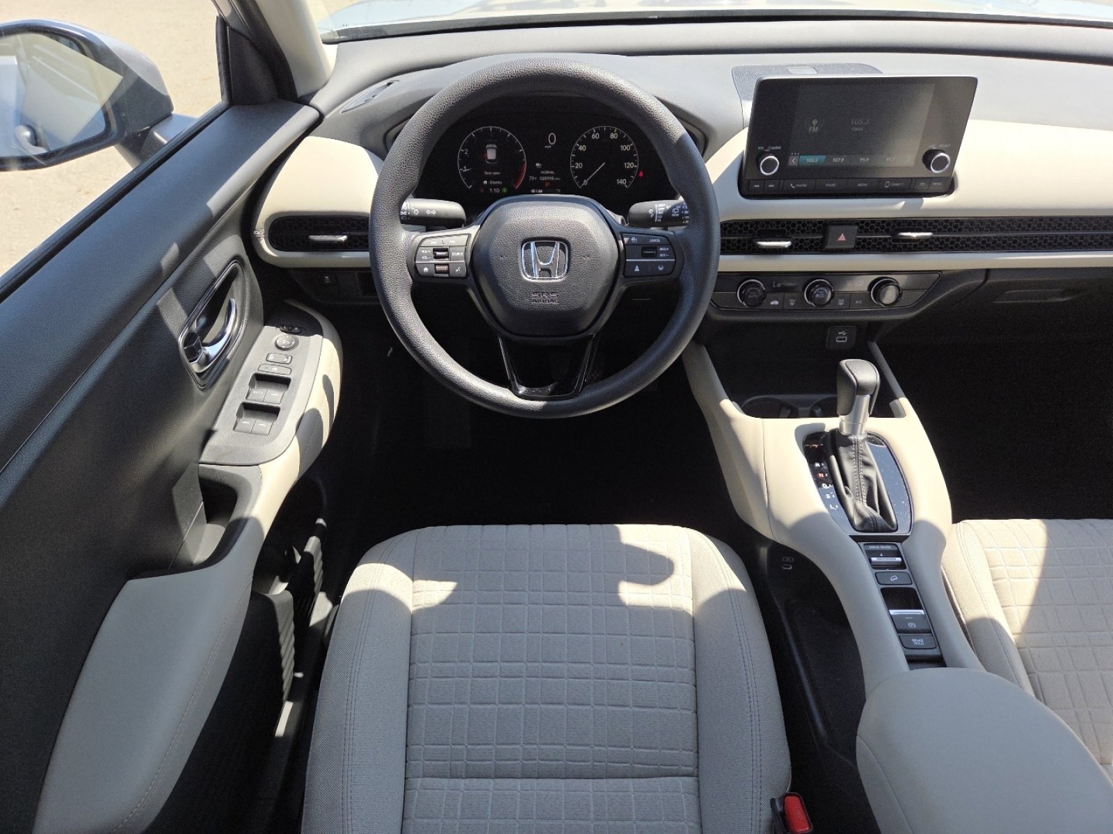 Used 2024 Honda HR-V LX image 21