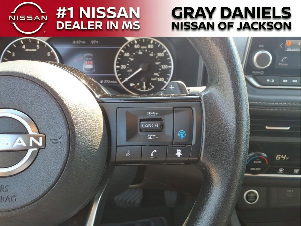 Used 2023 Nissan Rogue SV FWD image 14