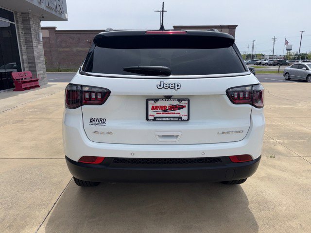 Used 2026 Jeep Compass Limited AWD/4WD image 8