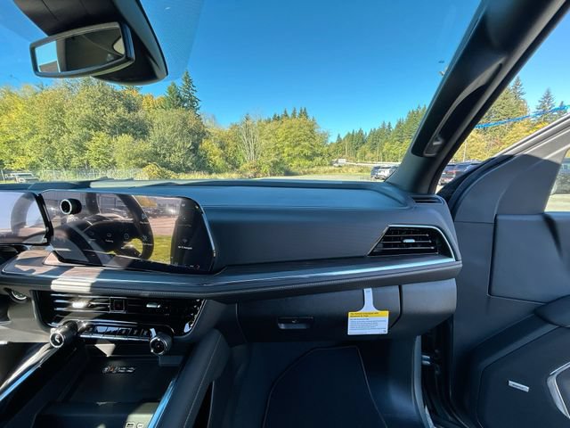 New 2026 Chevrolet Tahoe Premier w/ Sun And Tow Package AWD/4WD image 30