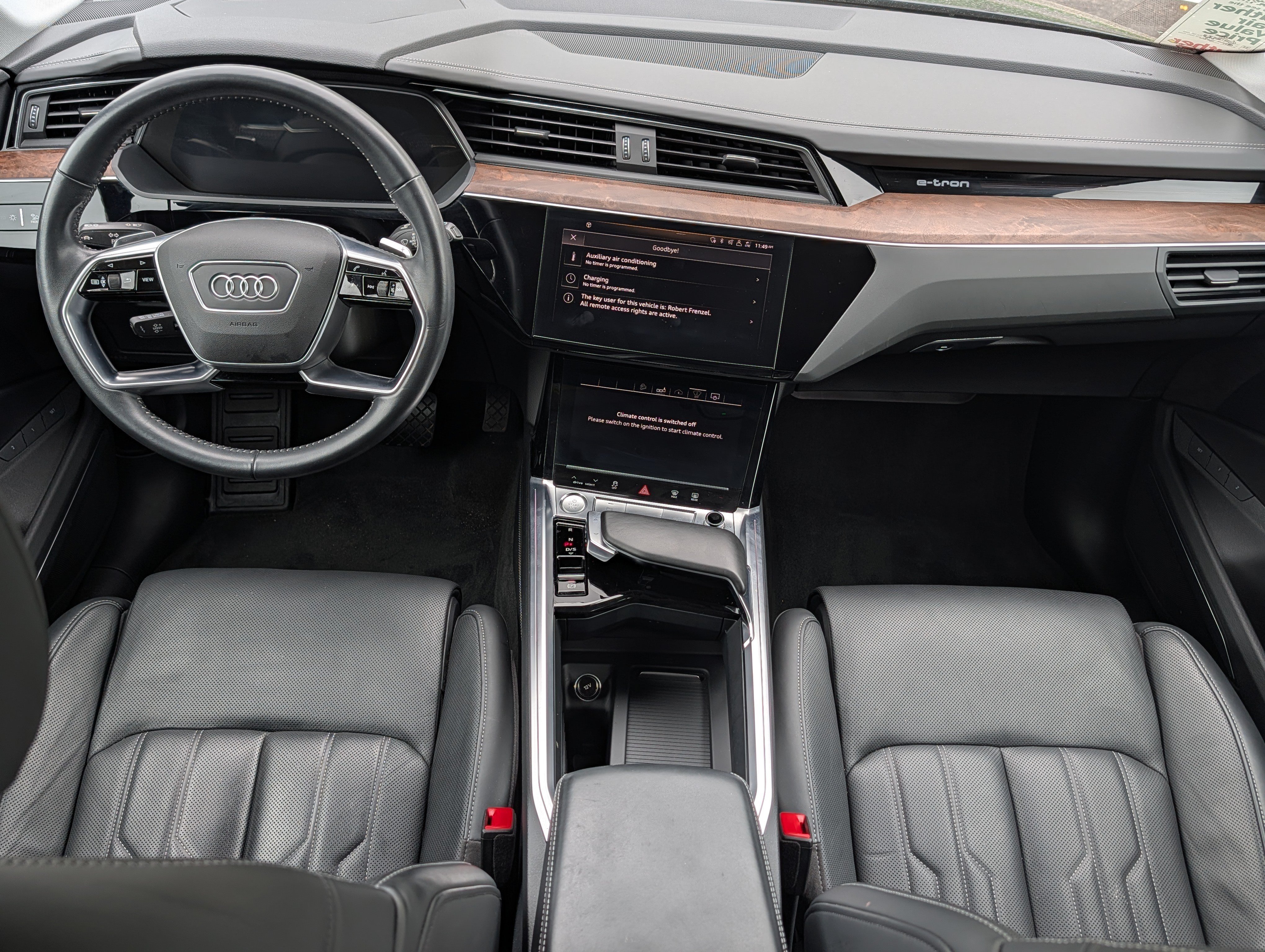 Used 2019 Audi e-tron Prestige w/ Prestige Package AWD/4WD image 10