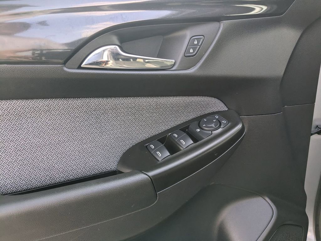 Used 2025 Chevrolet TrailBlazer LT image 15