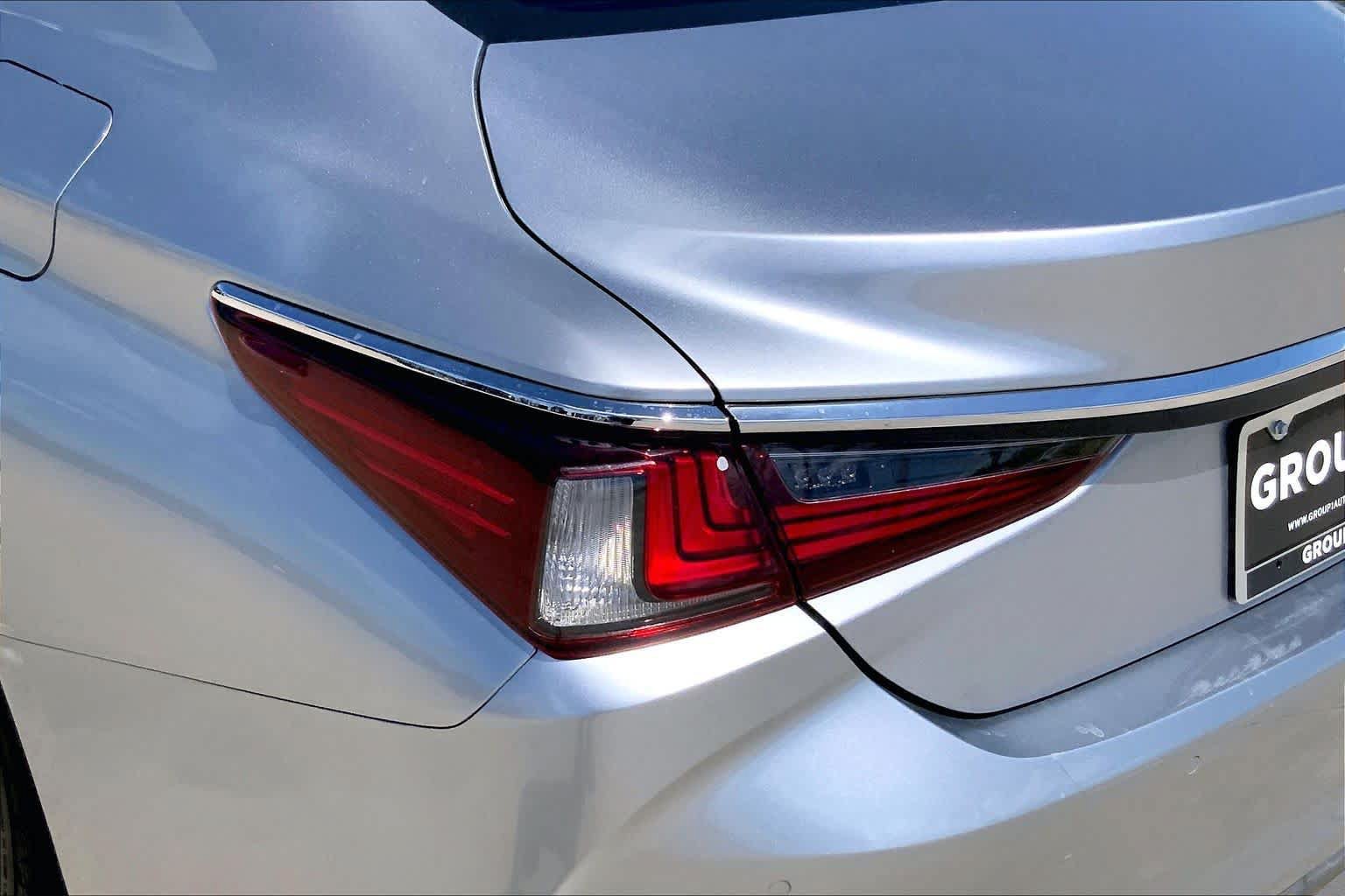 Used 2022 Lexus ES 350 w/ Premium Package FWD image 27