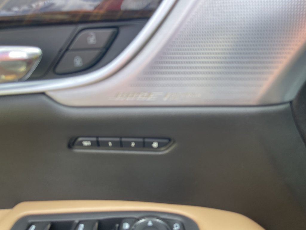 Used 2023 Cadillac XT6 Premium Luxury w/ Platinum Package AWD/4WD image 23