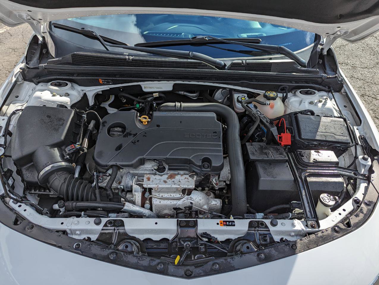 Used 2020 Chevrolet Malibu LT image 41