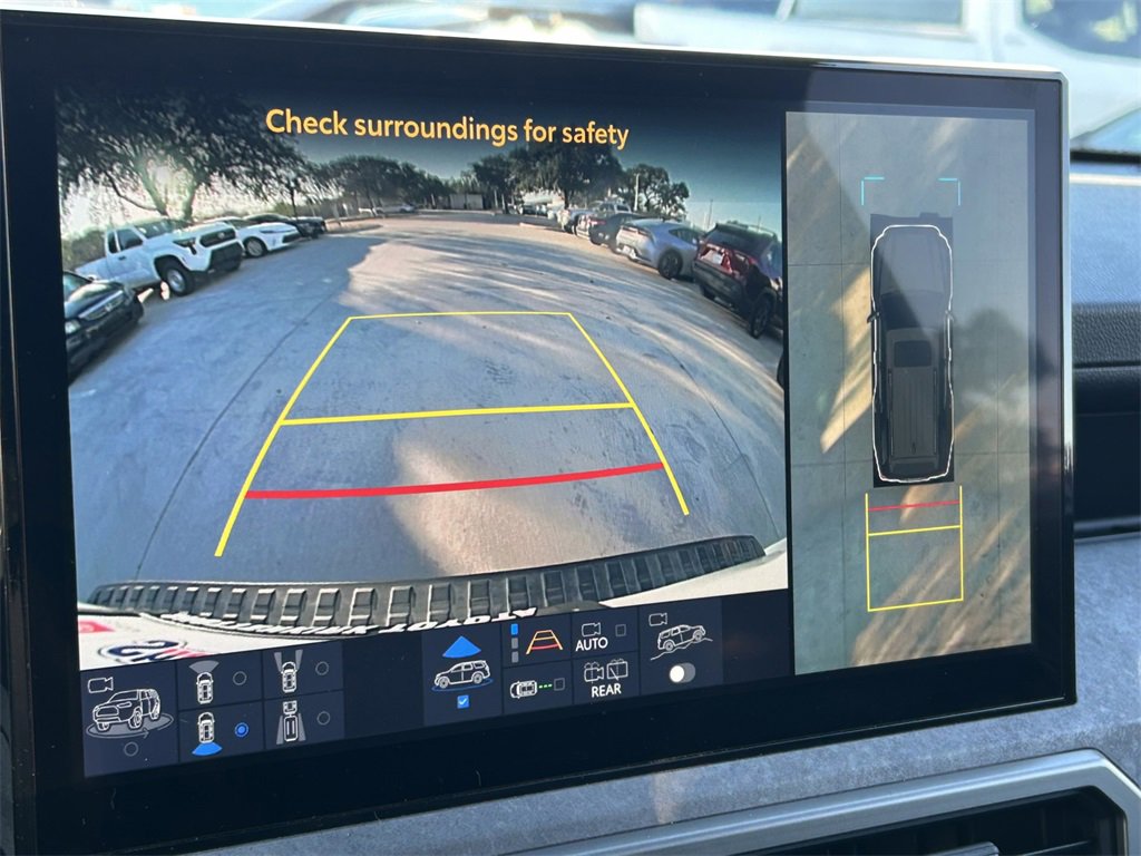 Certified 2025 Toyota 4Runner Trailhunter image 33