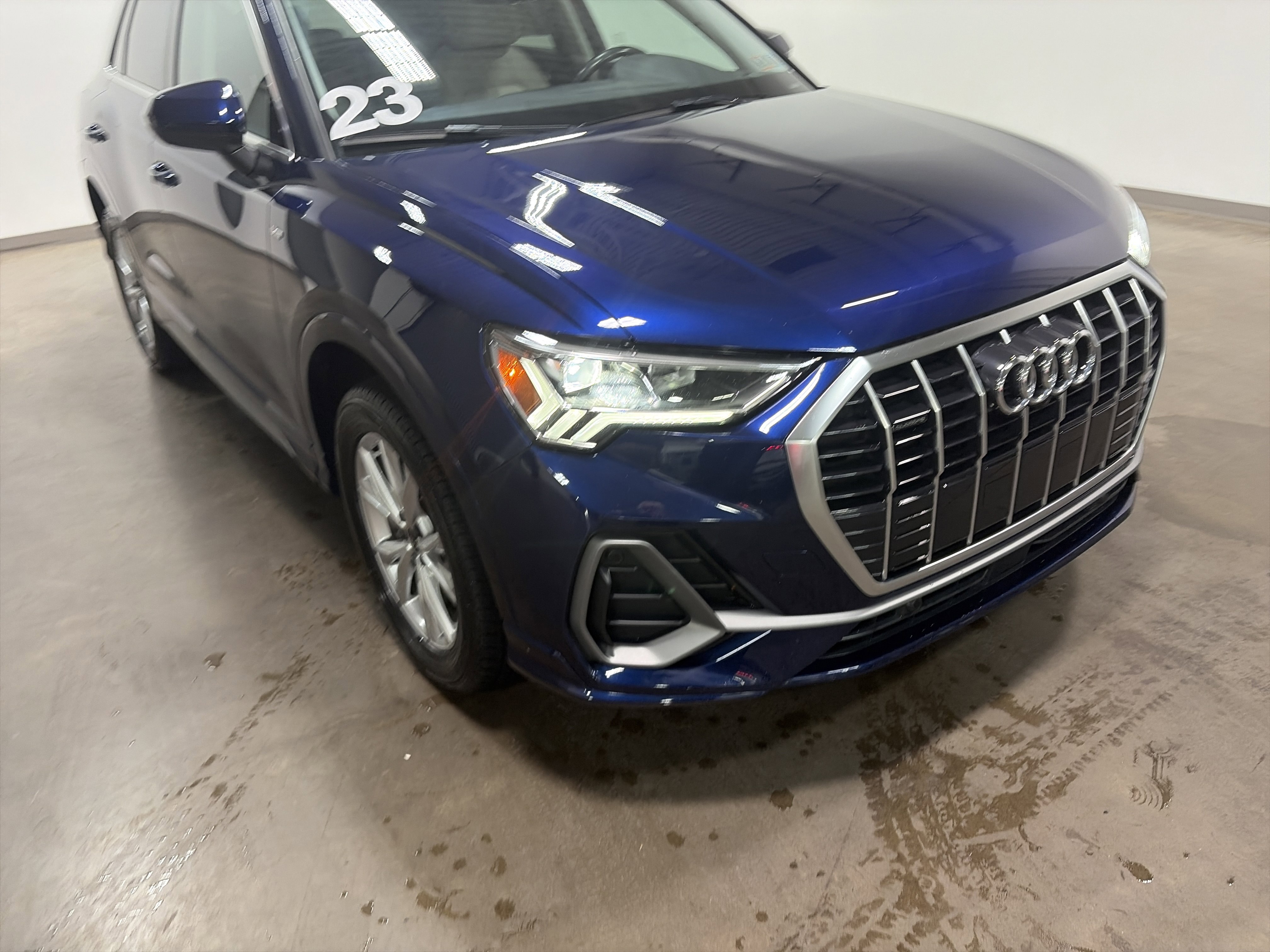 Used 2023 Audi Q3 2.0T Premium Plus AWD/4WD image 37