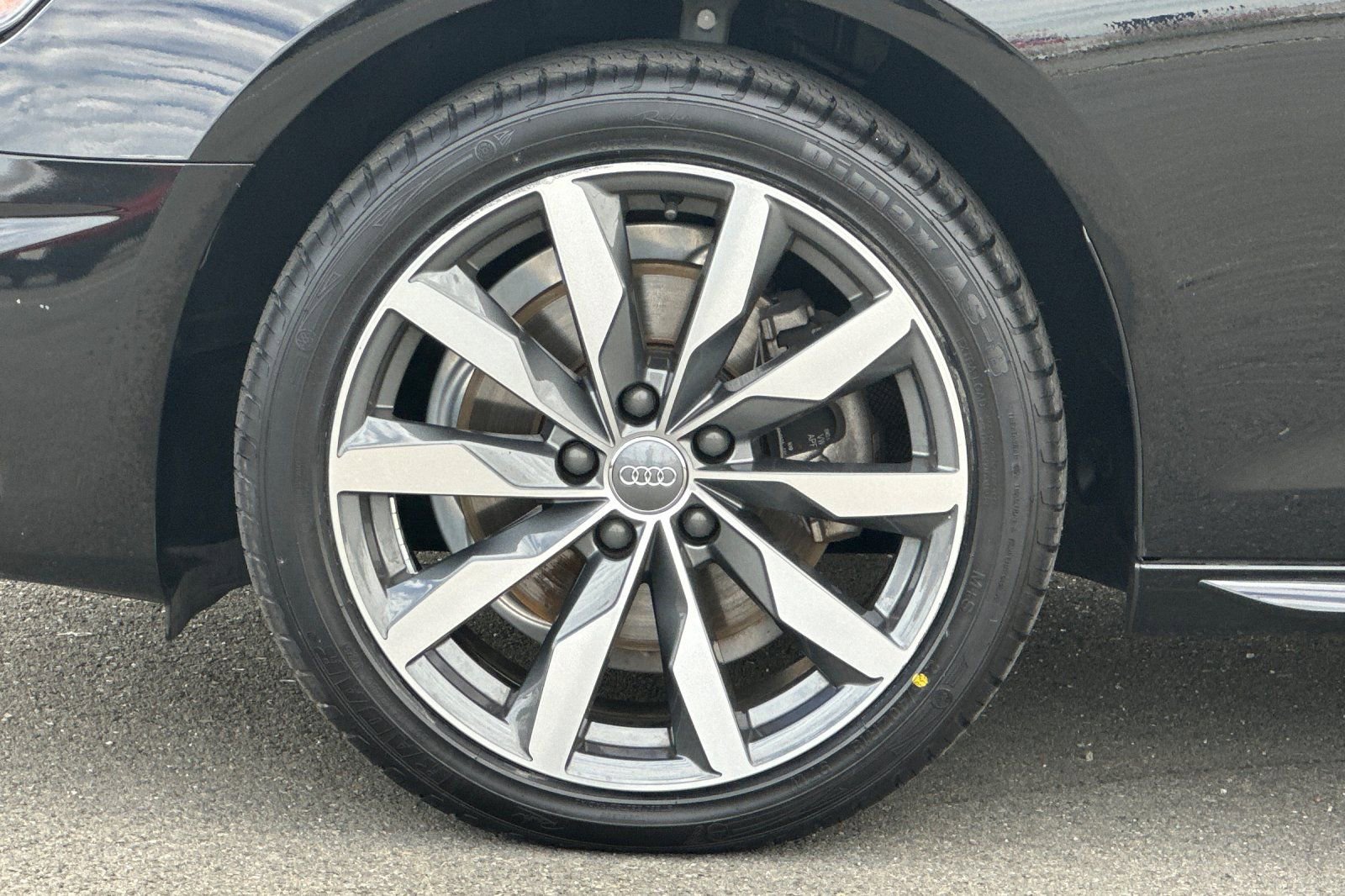 Used 2020 Audi A4 2.0T Premium w/ Convenience Package image 25