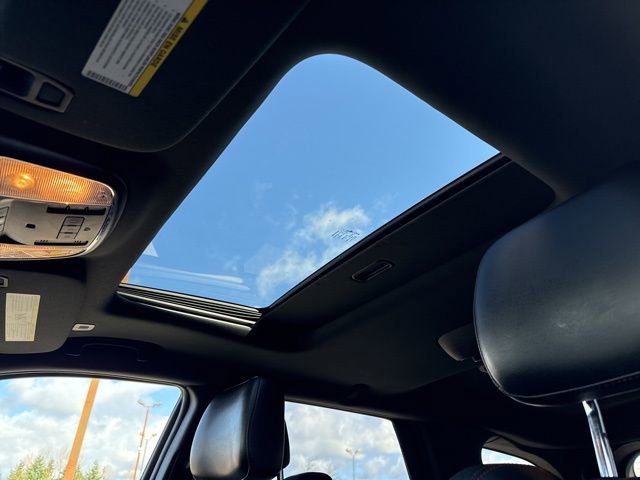 Used 2018 Dodge Durango R/T w/ Blacktop Package image 32