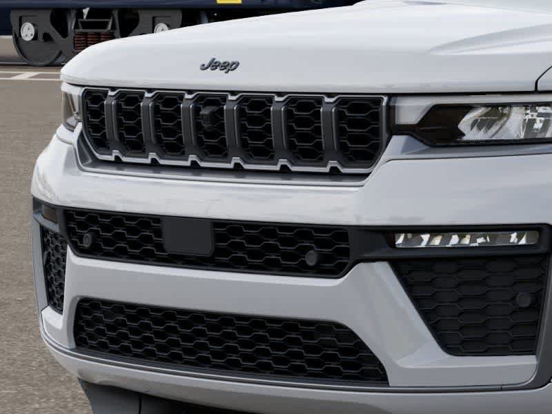 New 2026 Jeep Grand Cherokee Limited AWD/4WD image 11