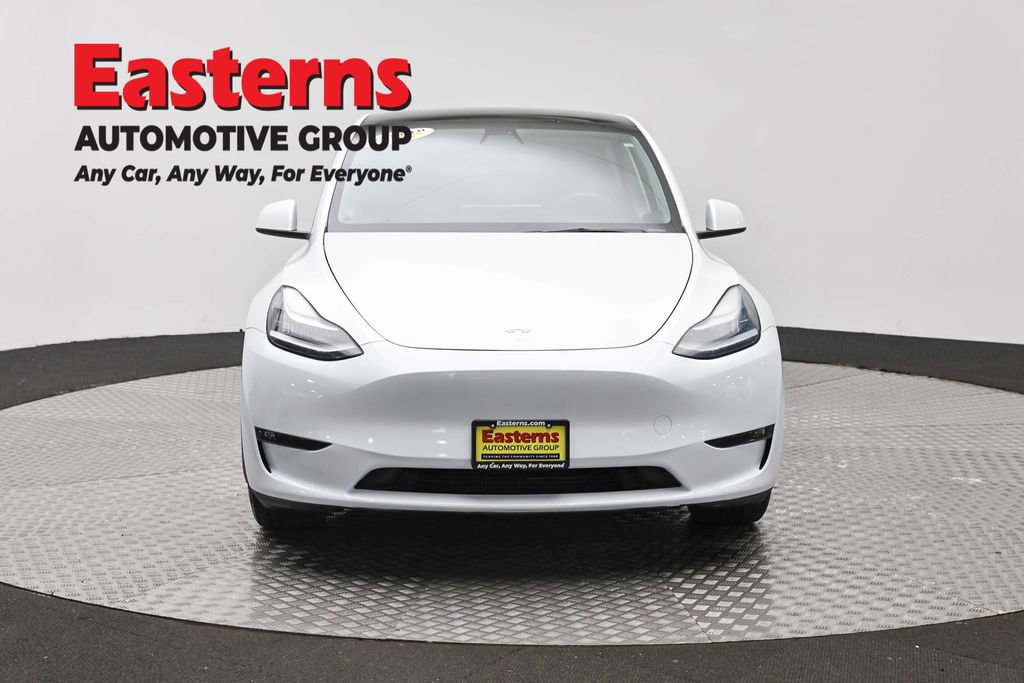 Used 2021 Tesla Model Y Long Range AWD/4WD image 2