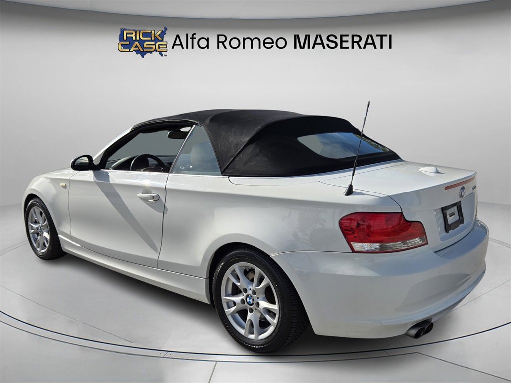 Used 2009 BMW 128i Convertible image 8