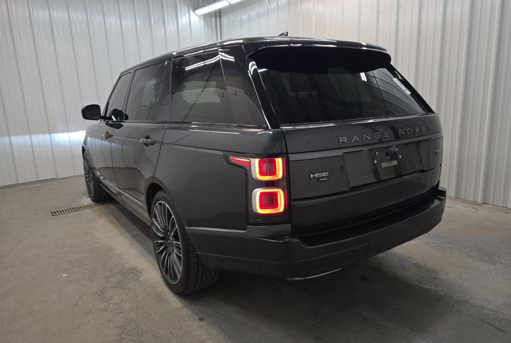 Used 2022 Land Rover Range Rover P525 Westminster Edition LWB image 6