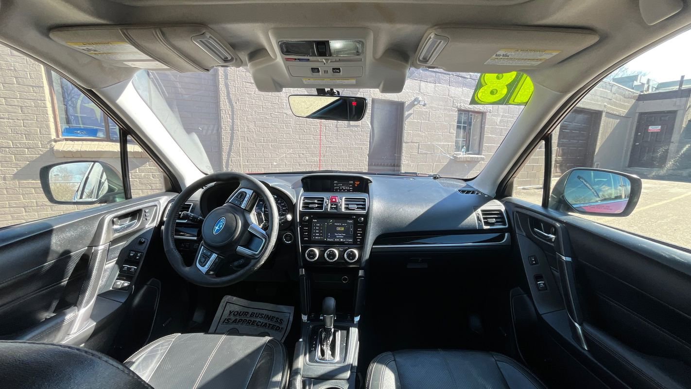 Used 2018 Subaru Forester 2.5i Touring w/ Popular Package #3B image 17