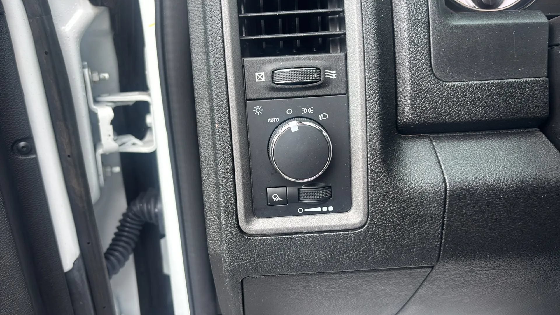 Used 2022 RAM 1500 Tradesman w/ Power & Remote Entry Group RWD image 17