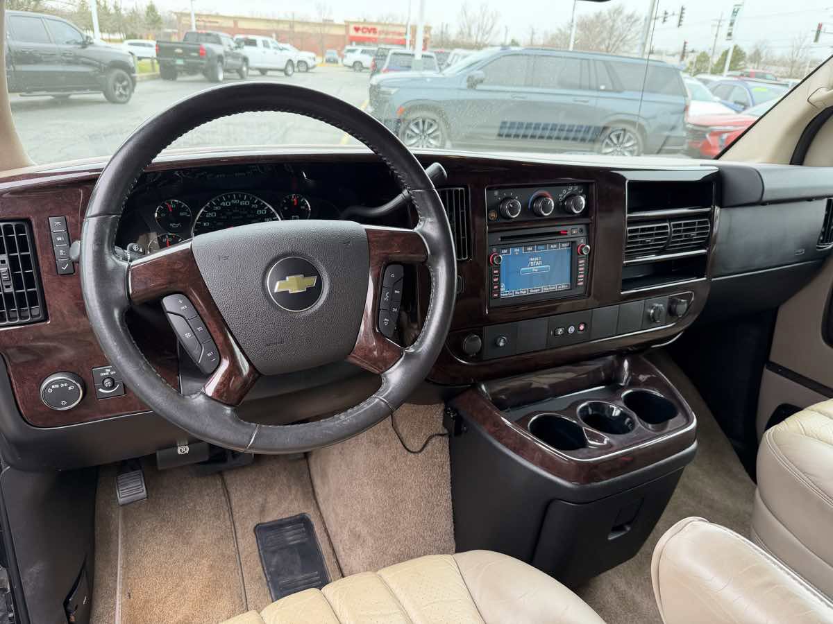 Used 2012 Chevrolet Express 1500 image 33