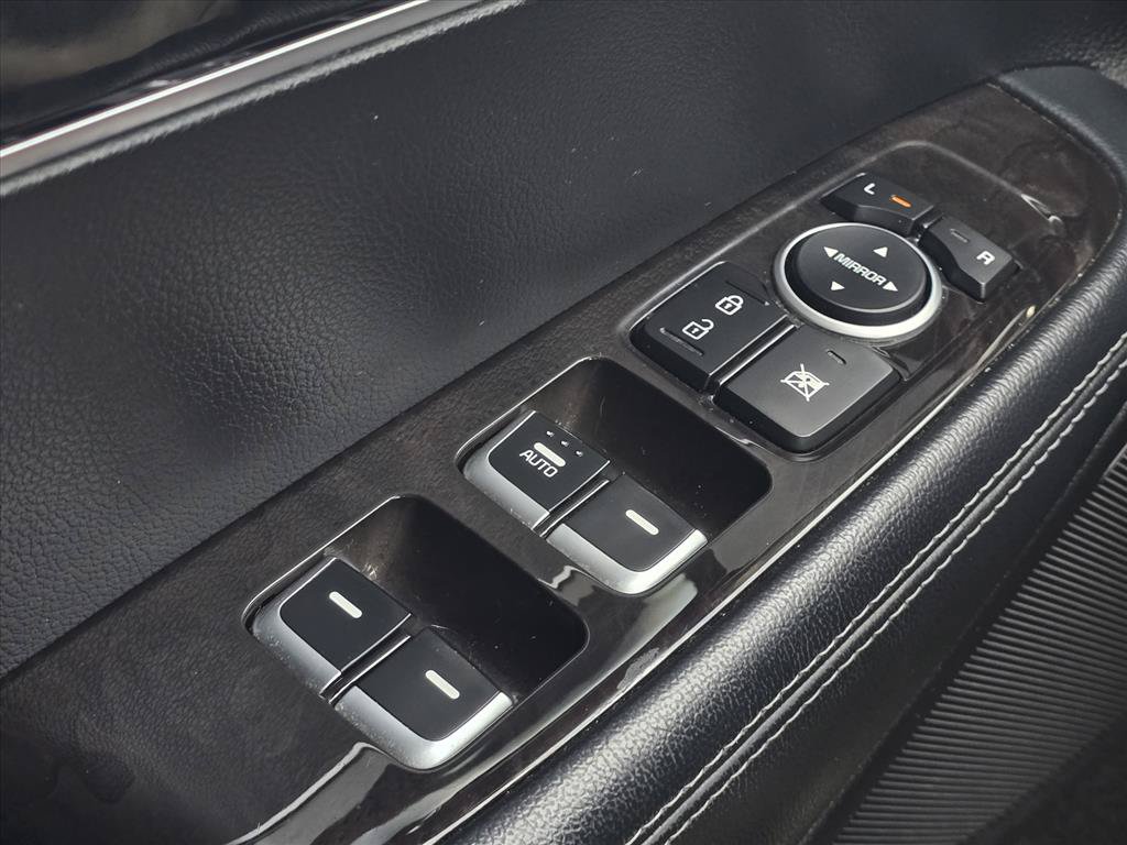 Used 2017 Kia Sorento FWD image 22