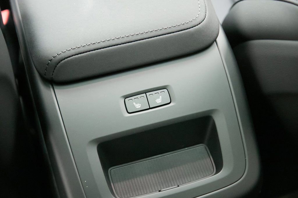 New 2026 Volvo XC60 T8 Plus w/ Climate Package image 20