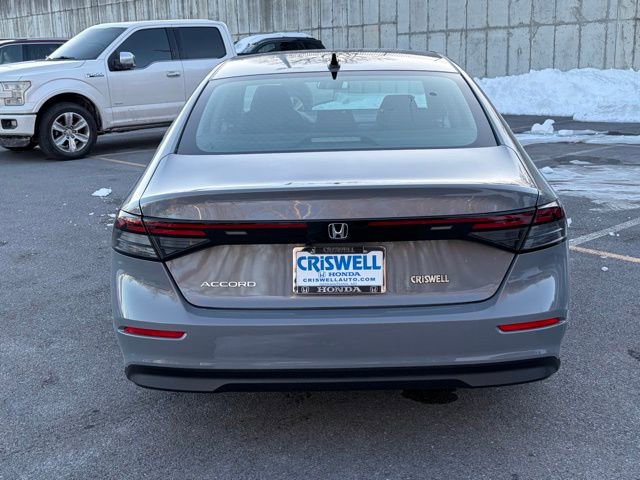 Certified 2025 Honda Accord SE image 6