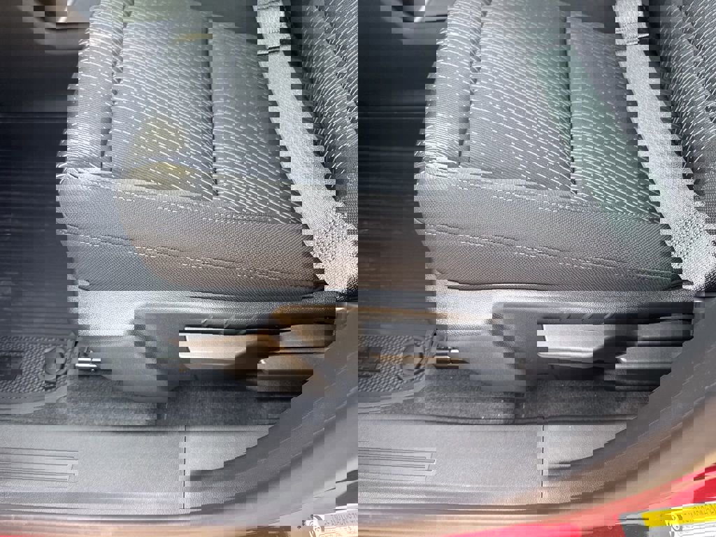 New 2026 Chevrolet Equinox LT w/ Safety and Technology Package image 17